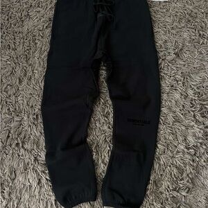 Fear of God Essentials SS22 Sweatpants Stretch Limo Black 100% Authentic SIZE S